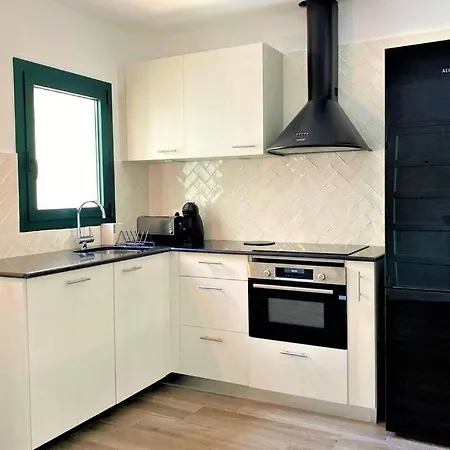 Passeig Ii - In Center With Sea Views Appartamento *